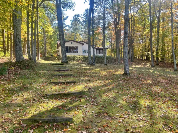 $599,000 | 11404 North Farnsworth Road, Hayward, WI 54843