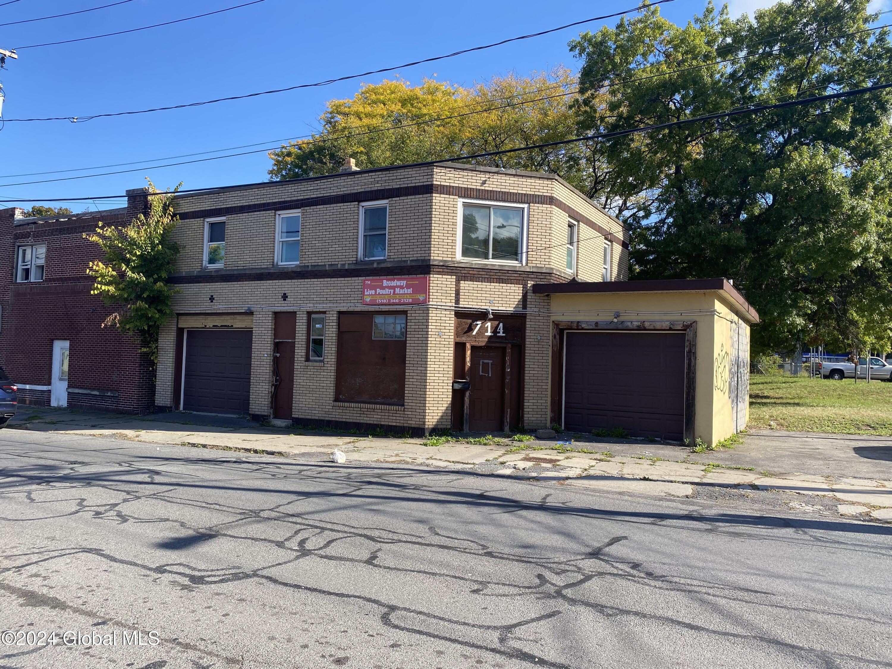 714 Broadway Schenectady, NY 12305 - Photo 1 of 16 Front of building