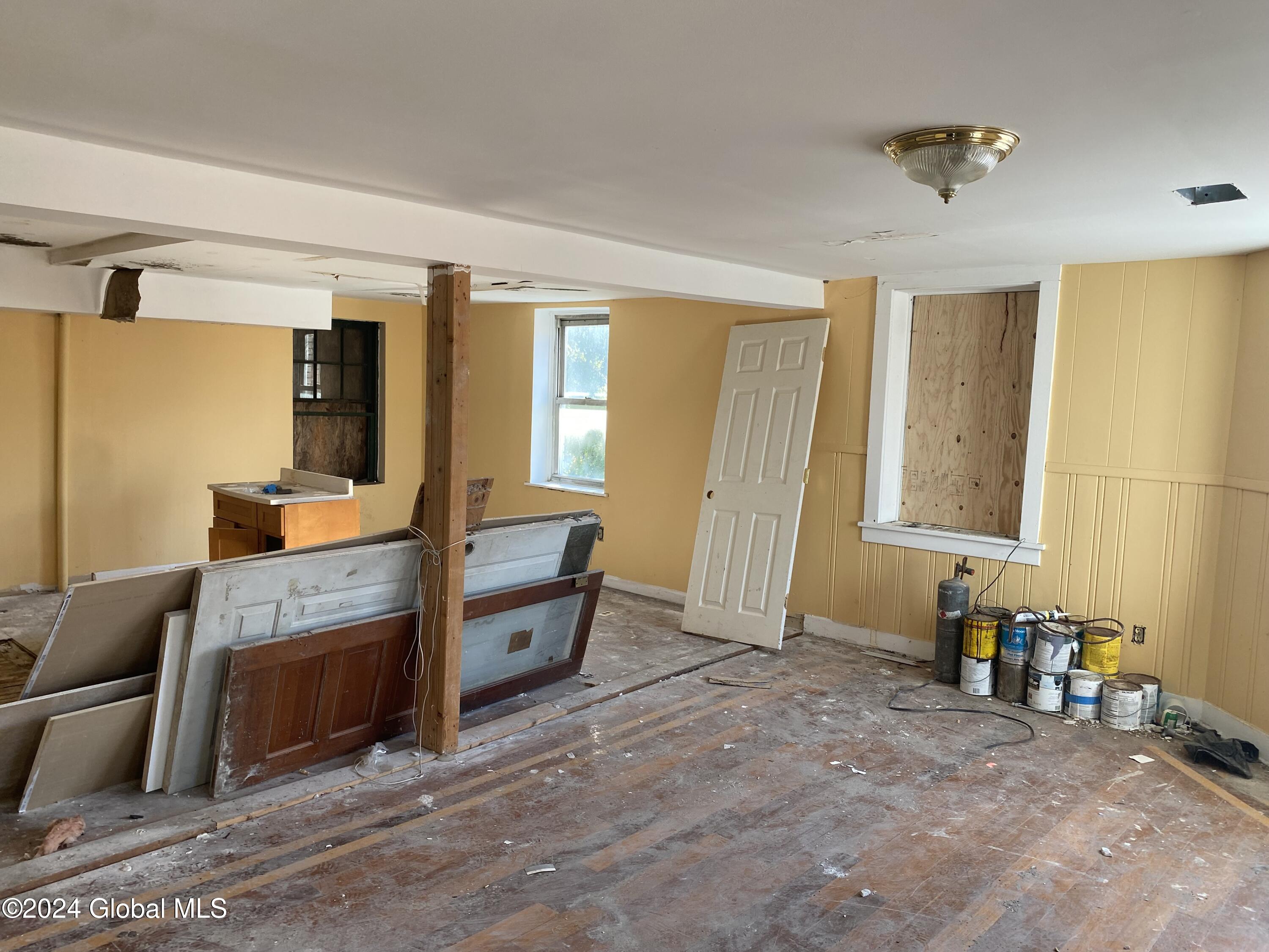 714 Broadway Schenectady, NY 12305 - Photo 13 of 16 IMG_4145