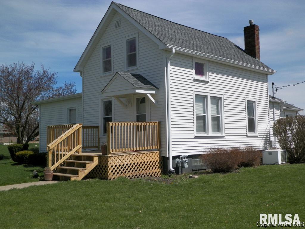 521 South Center Street Oneida, IL 61467 - Photo 3 of 23 Gallery Image 3