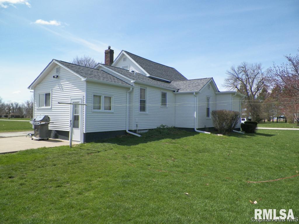 521 South Center Street Oneida, IL 61467 - Photo 5 of 23 Gallery Image 5
