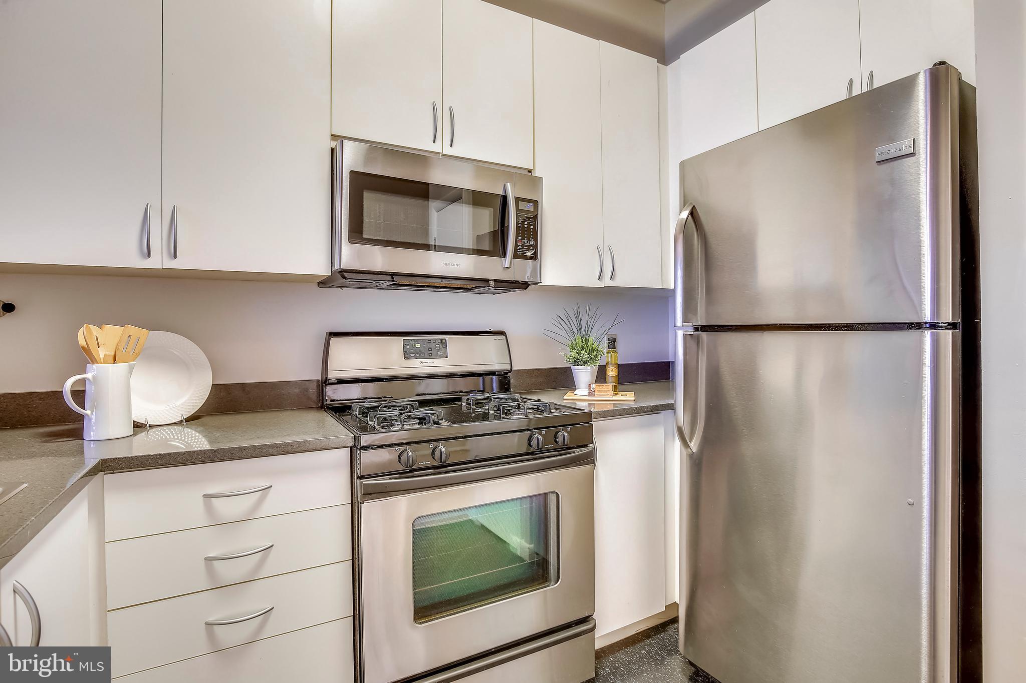 1300 N Street Northwest, Unit 211 Washington, DC 20005 - Photo 6 of 30