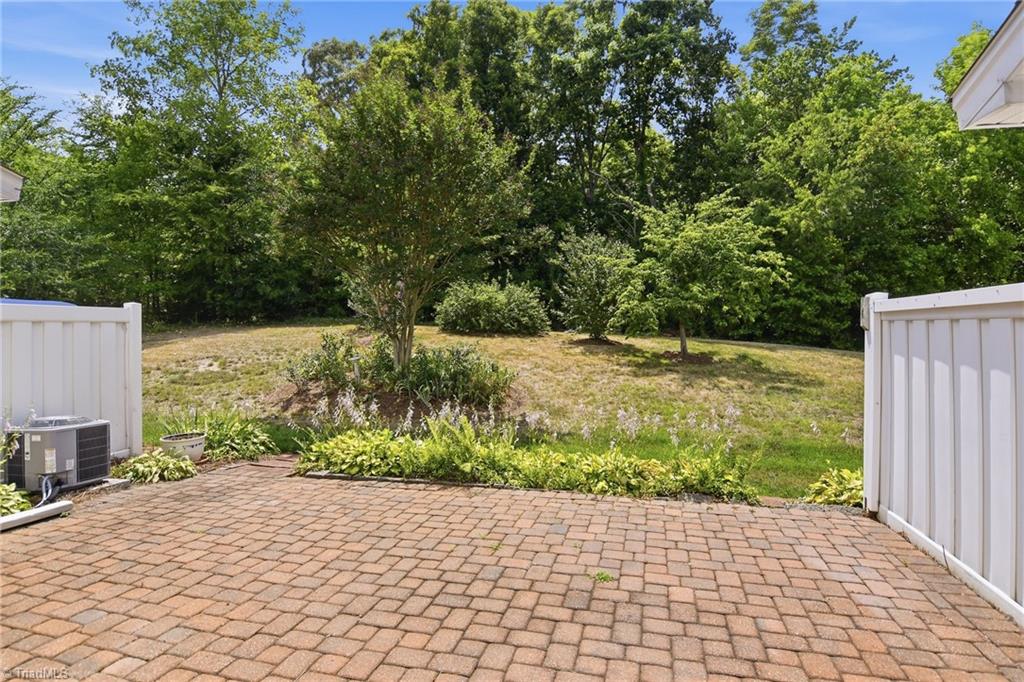 2140 Weststone Road, Unit 140 Clemmons, NC 27012 - Photo 25 of 30