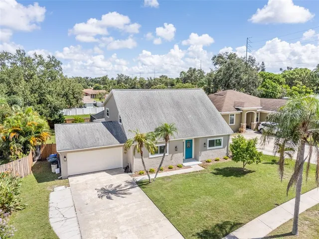 $789,000 | 1570 Coachlight Way, Dunedin, FL 34698