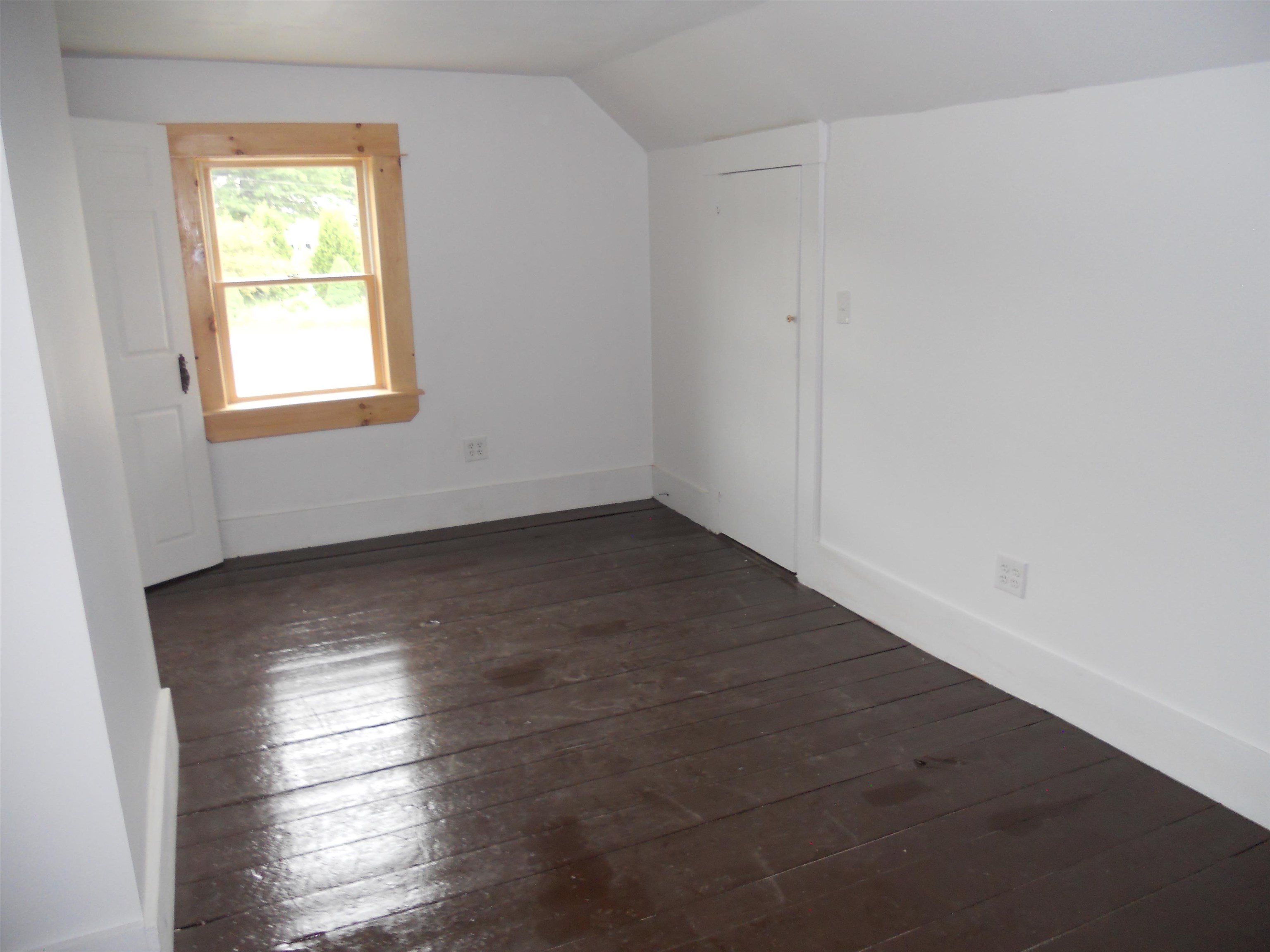 3910 Claremont Road Charlestown, NH 03603 - Photo 18 of 35