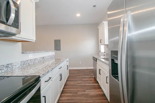 $1,230 | 1115 Hillwood Drive, Unit F4, Clarksville, TN 37040