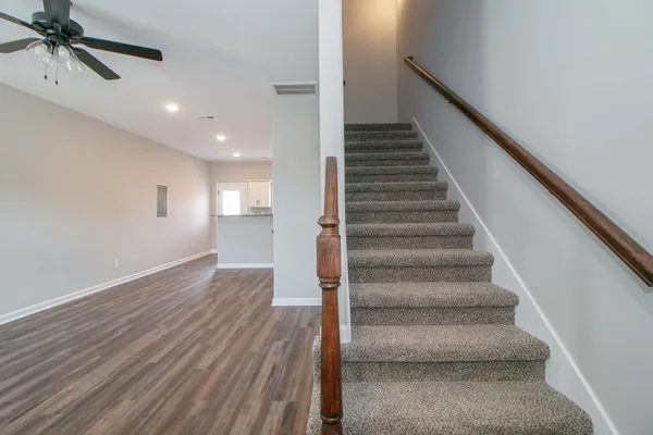 $1,230 | 1115 Hillwood Drive, Unit F4, Clarksville, TN 37040