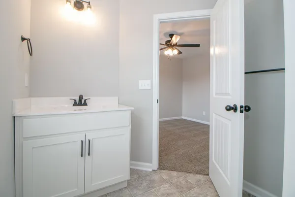 $1,230 | 1115 Hillwood Drive, Unit F4, Clarksville, TN 37040