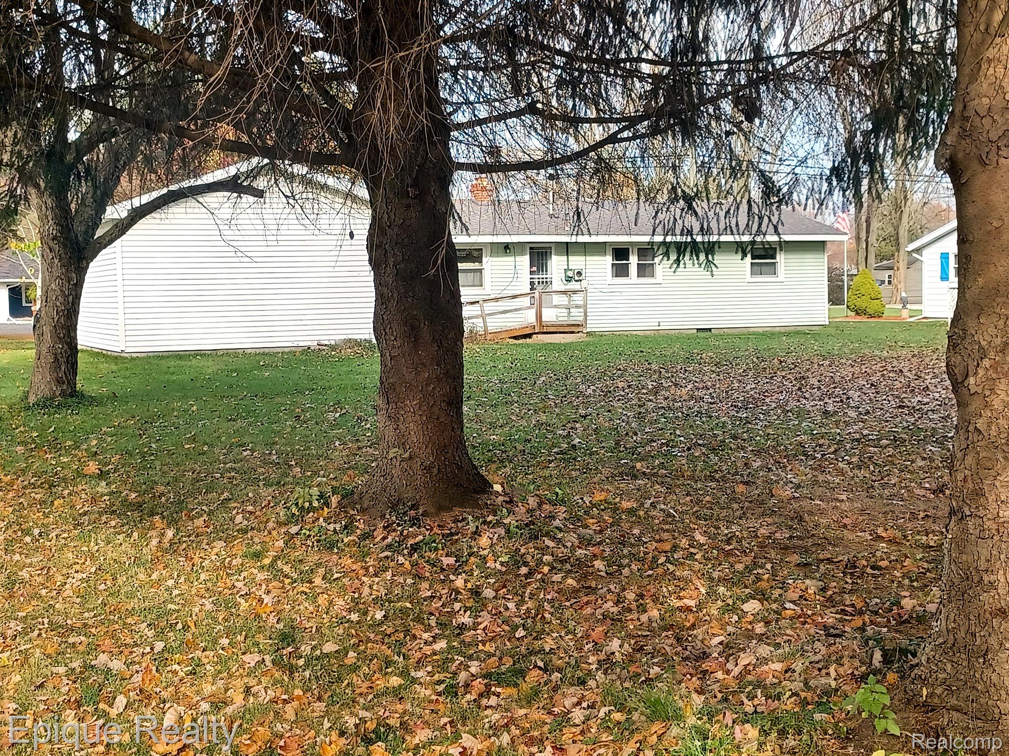 4031 Krafft Road Fort Gratiot, MI 48059 - Photo 21 of 40 Gallery Image 21