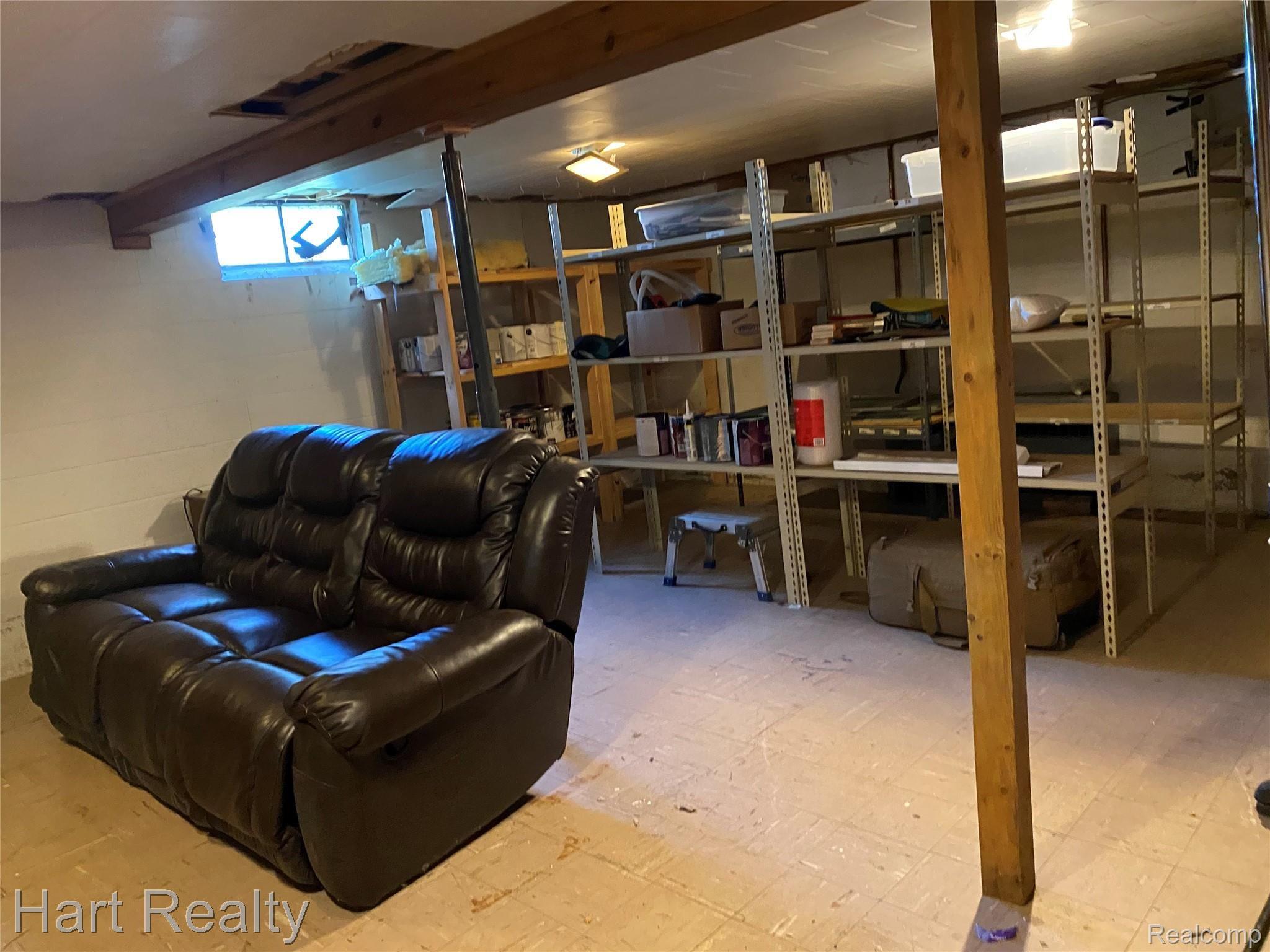 301 South Germania Road Snover, MI 48472 - Photo 20 of 29 4DC4F05C-8854-400C-9281-4F4E096E7D59.jpeg