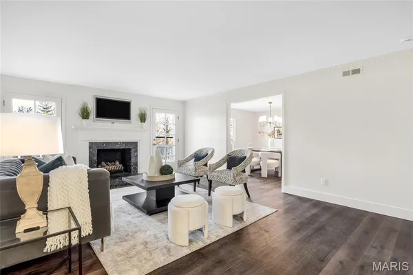 $299,900 | 1530 Bedford Forge Court, Unit 14, Chesterfield, MO 63017