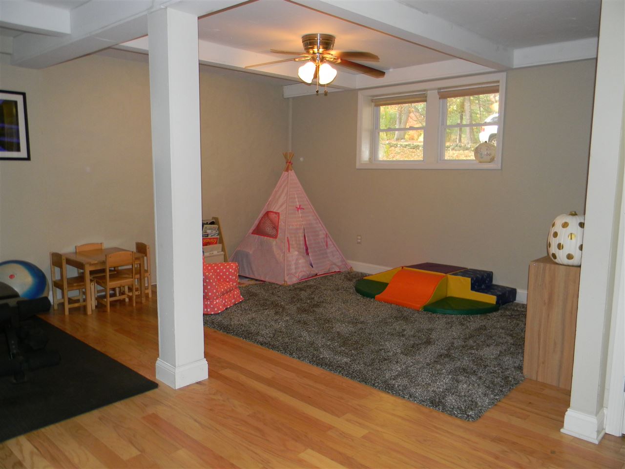 70 Hovey Road Londonderry, NH 03053 - Photo 21 of 38