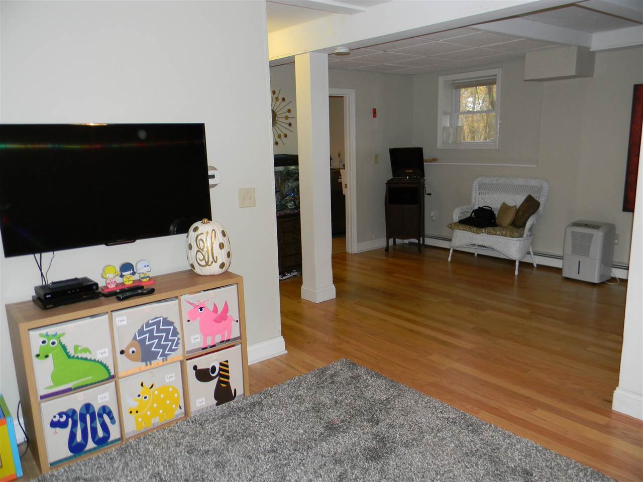70 Hovey Road Londonderry, NH 03053 - Photo 22 of 38