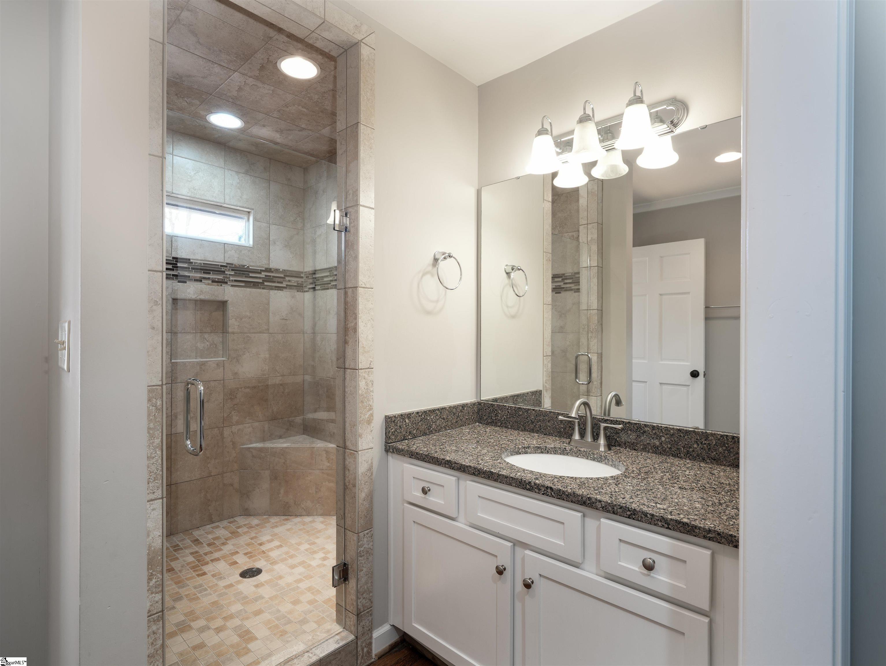 105 Long Point Way Simpsonville, SC 29681 - Photo 23 of 36 Gallery Image 23