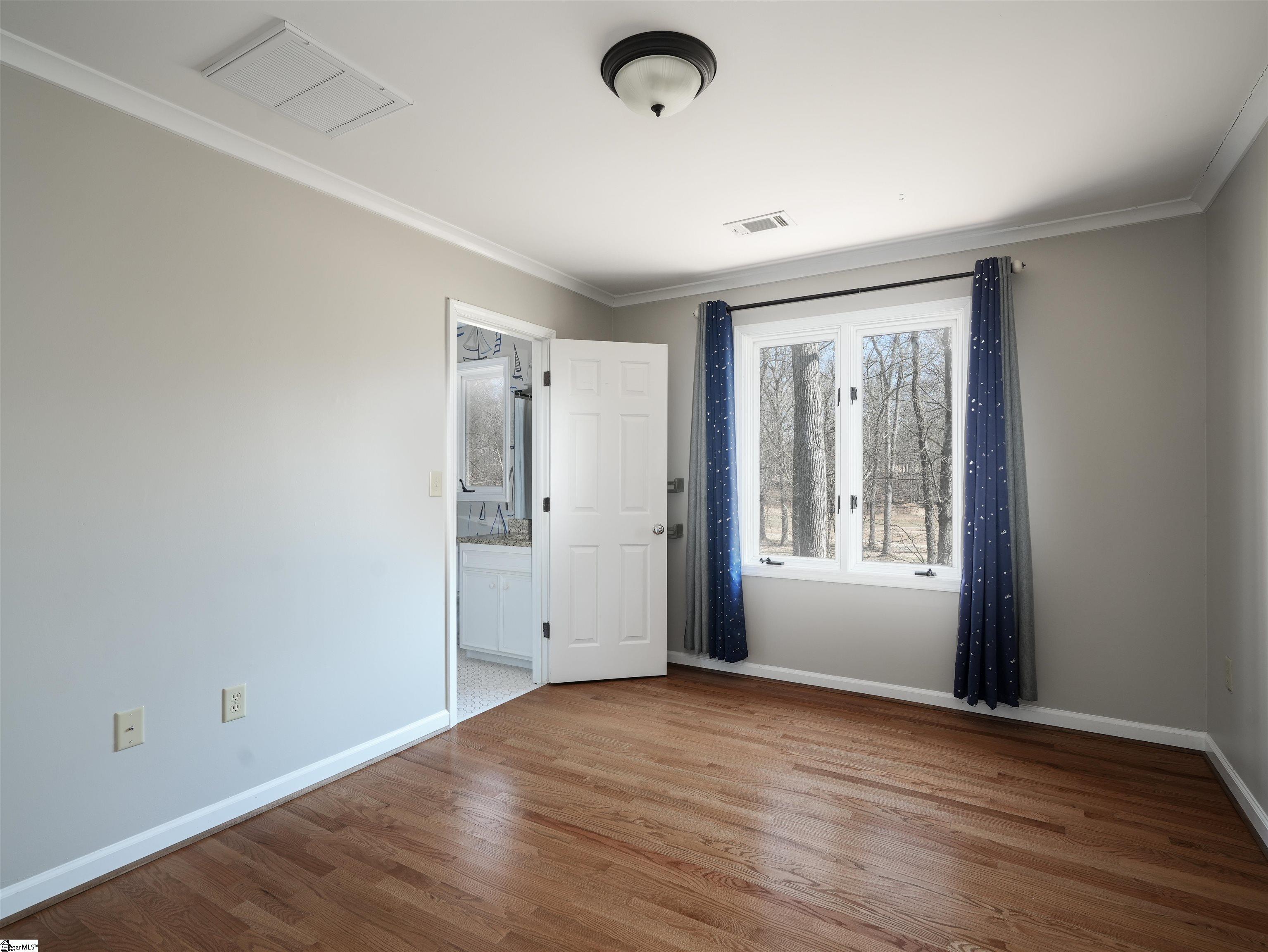 105 Long Point Way Simpsonville, SC 29681 - Photo 26 of 36 Gallery Image 26