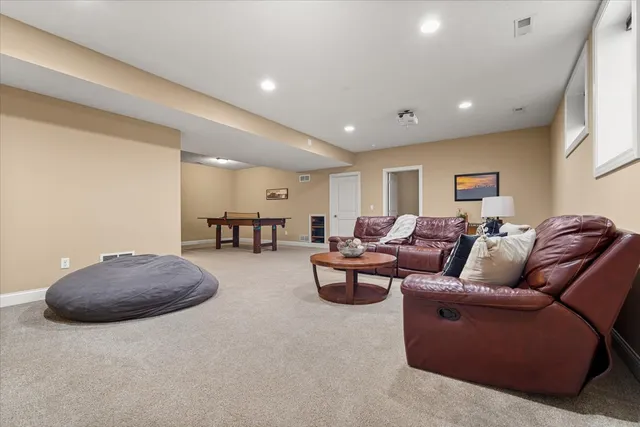 $479,900 | 1525 Stoneroller Circle, Bloomington, IL 61705