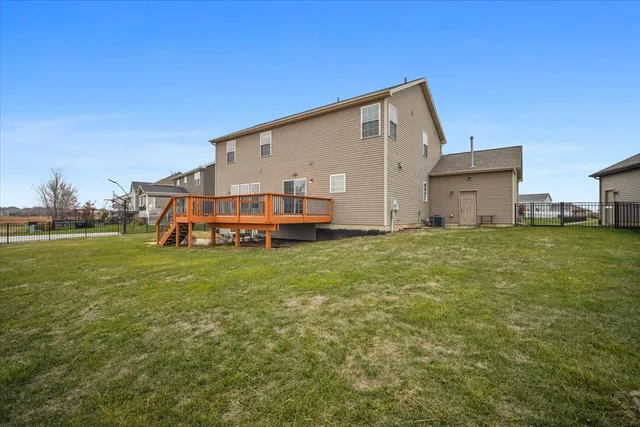 $479,900 | 1525 Stoneroller Circle, Bloomington, IL 61705