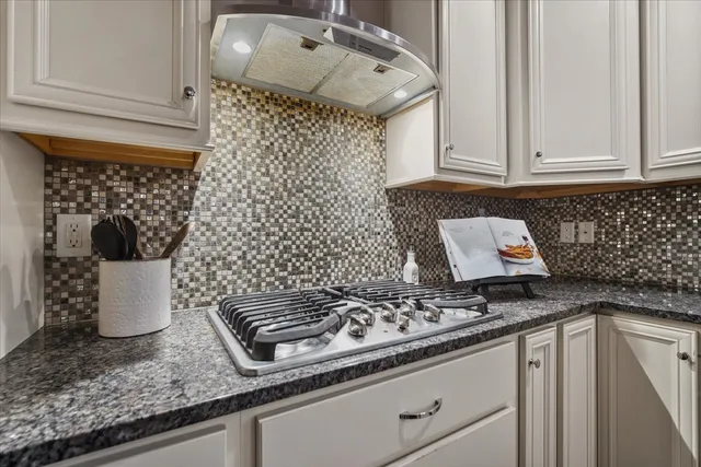 $479,900 | 1525 Stoneroller Circle, Bloomington, IL 61705