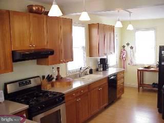 127 Conestoga Road Radnor, PA 19087 - Photo 3 of 6 Gallery Image 3