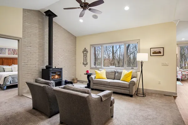 $649,900 | 8421 Squires Street Northeast, Rockford, MI 49341