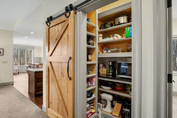 $649,900 | 8421 Squires Street Northeast, Rockford, MI 49341