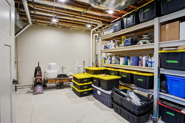 $649,900 | 8421 Squires Street Northeast, Rockford, MI 49341