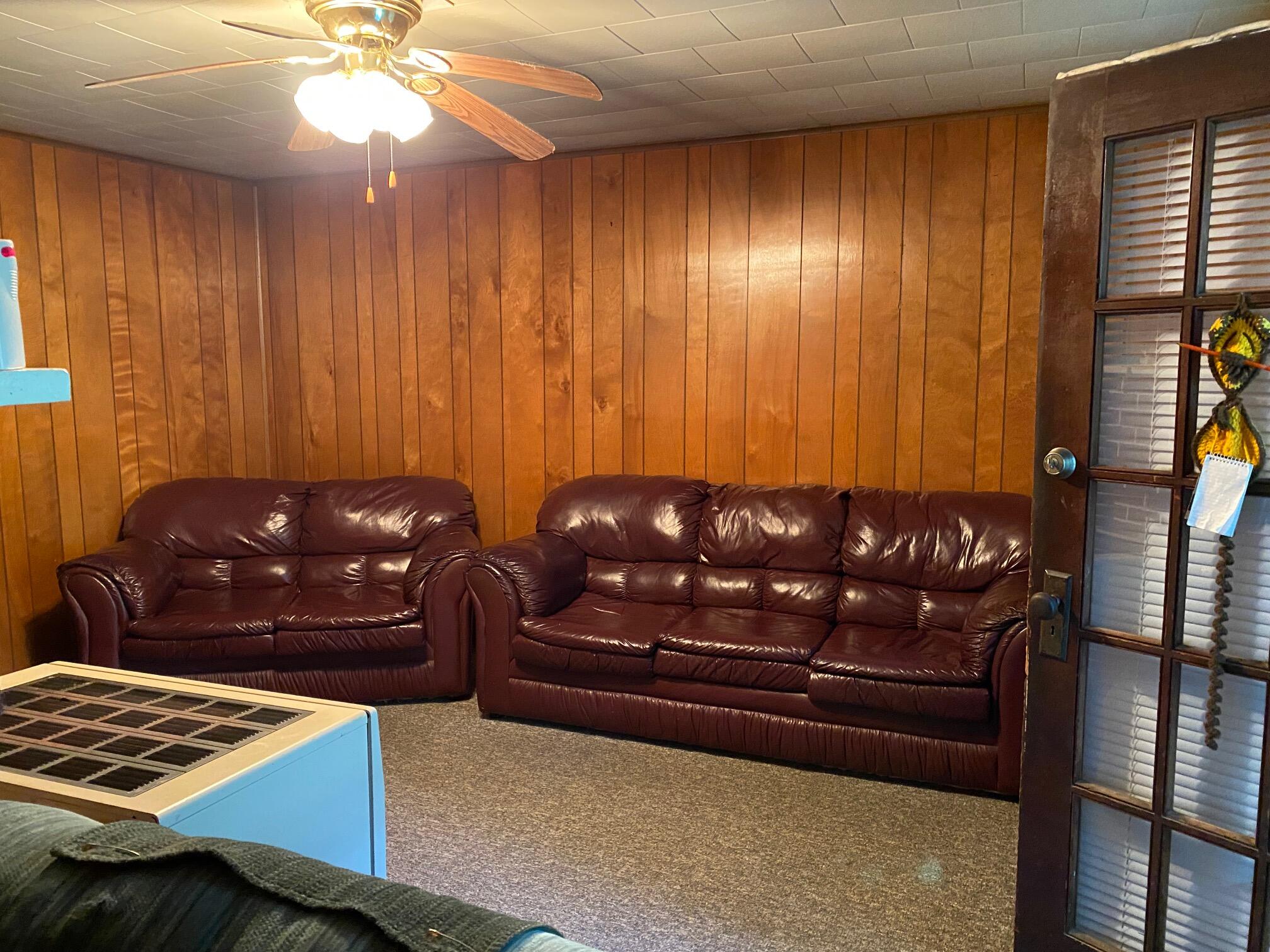390 Tweed Springs Road Greeneville, TN 37743 - Photo 15 of 51 Renner Den