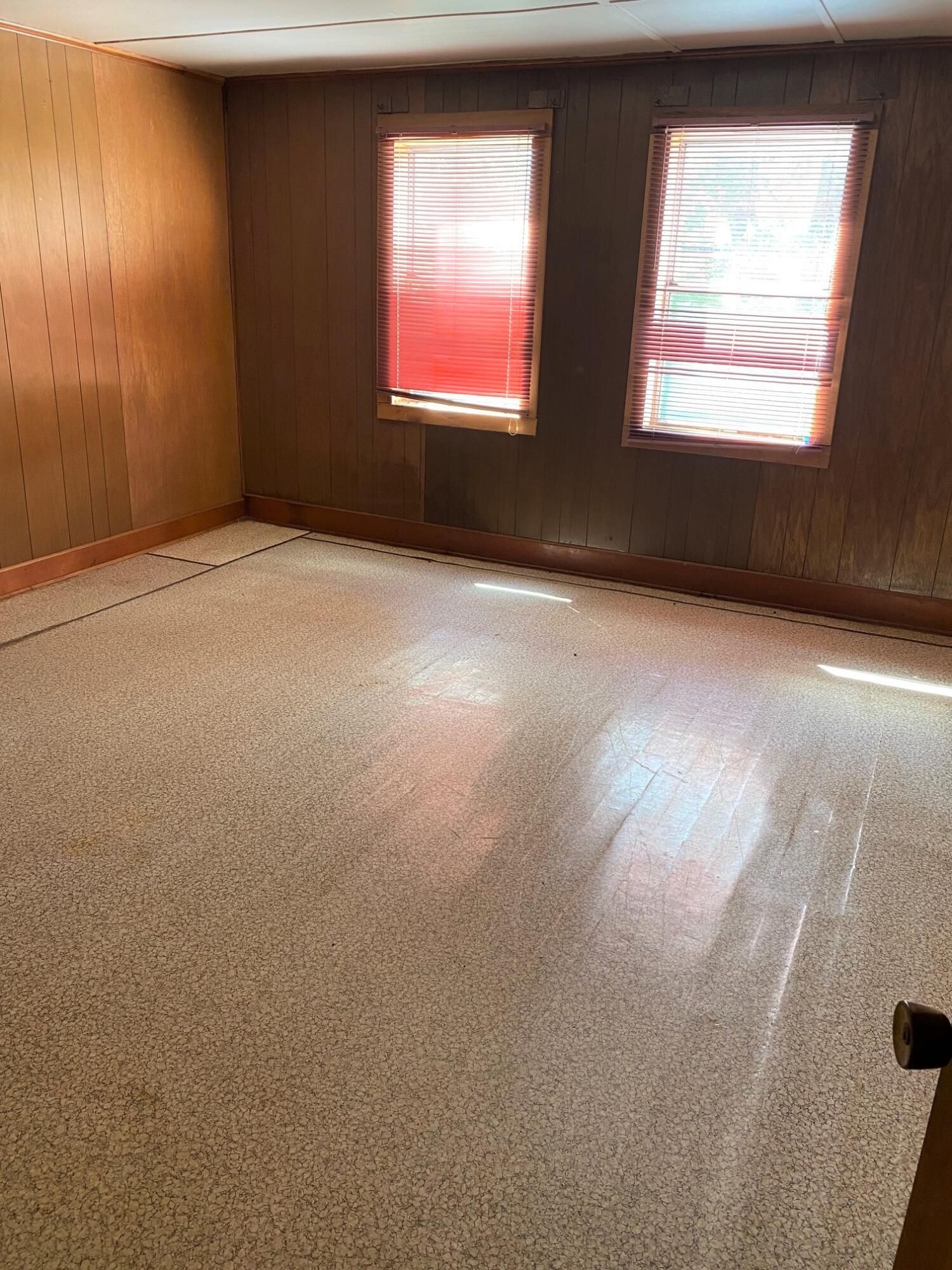 390 Tweed Springs Road Greeneville, TN 37743 - Photo 21 of 51 Renner Upstairs Bedroom 2