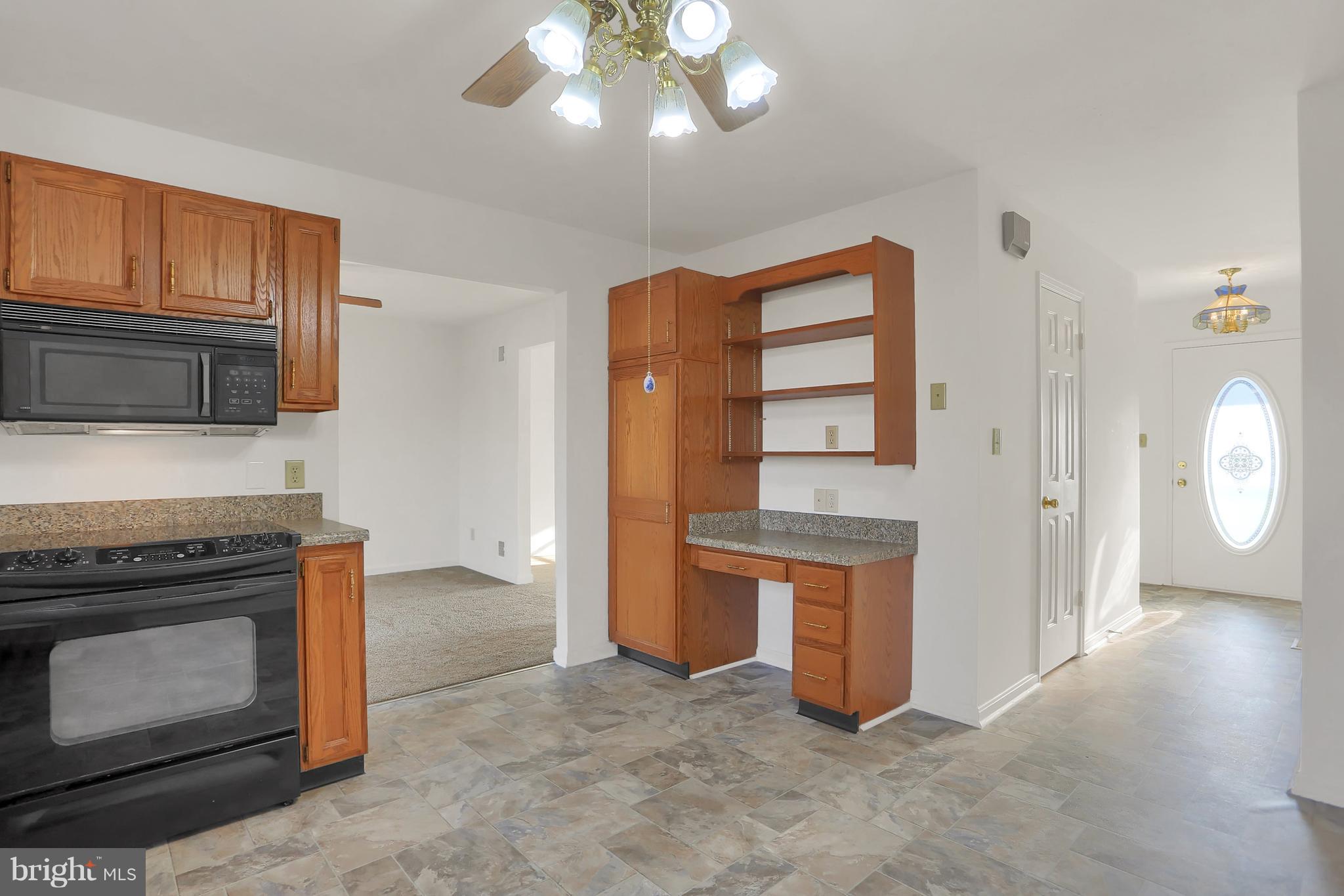 2485 Grandview Road Hanover, PA 17331 - Photo 11 of 23