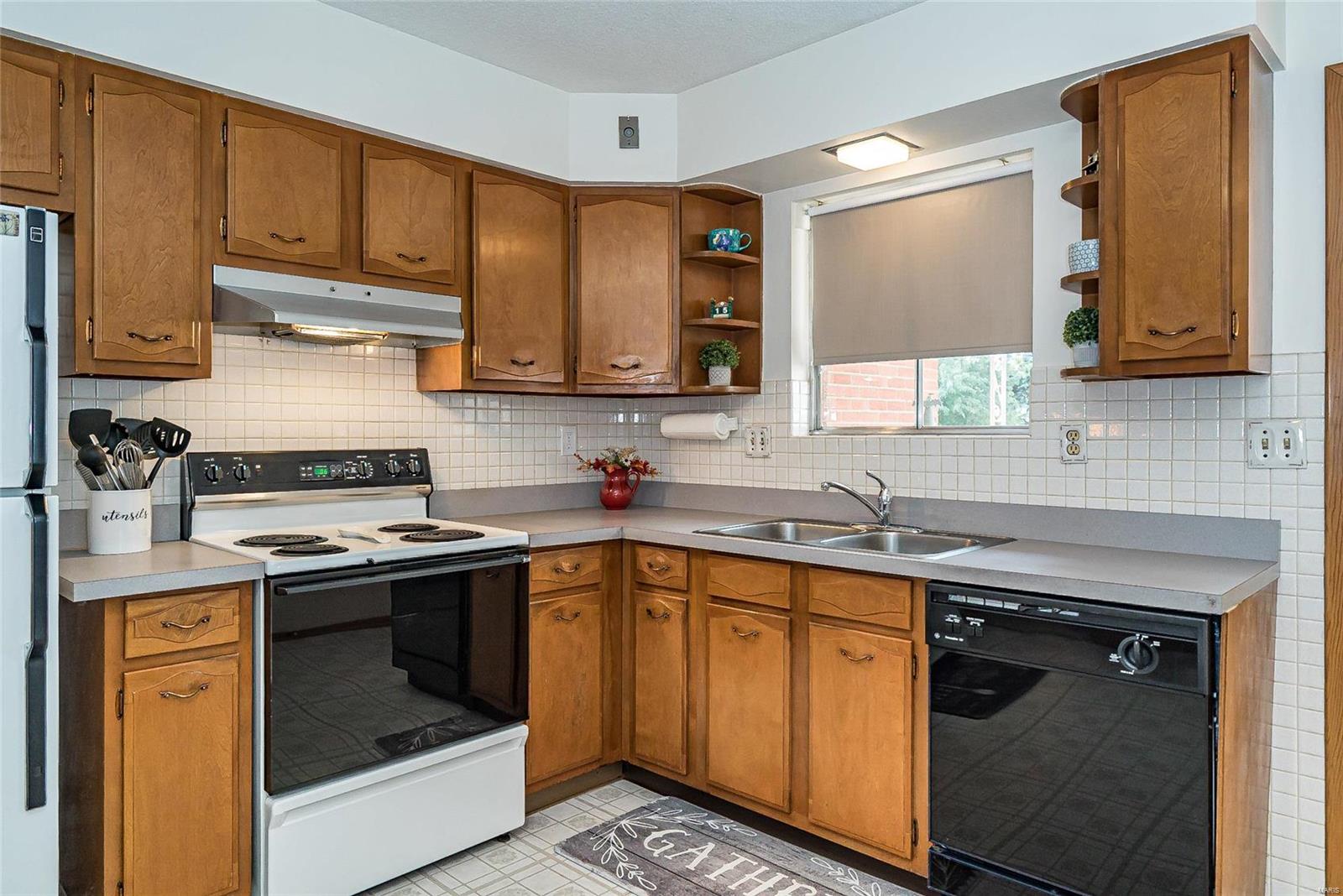 4712 Heege Road St. Louis, MO 63123 - Photo 15 of 40 Gallery Image 15