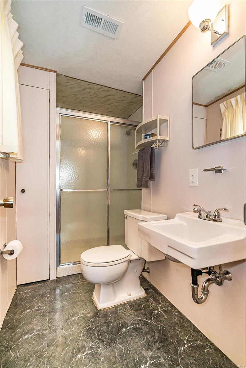 4712 Heege Road St. Louis, MO 63123 - Photo 28 of 40 Gallery Image 28