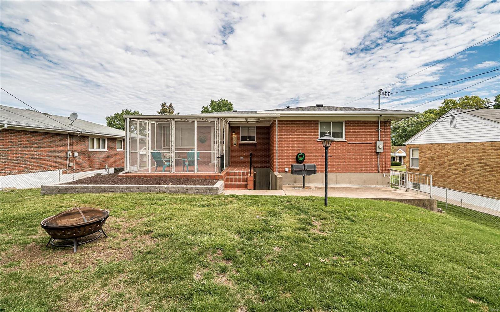 4712 Heege Road St. Louis, MO 63123 - Photo 36 of 40 Gallery Image 36