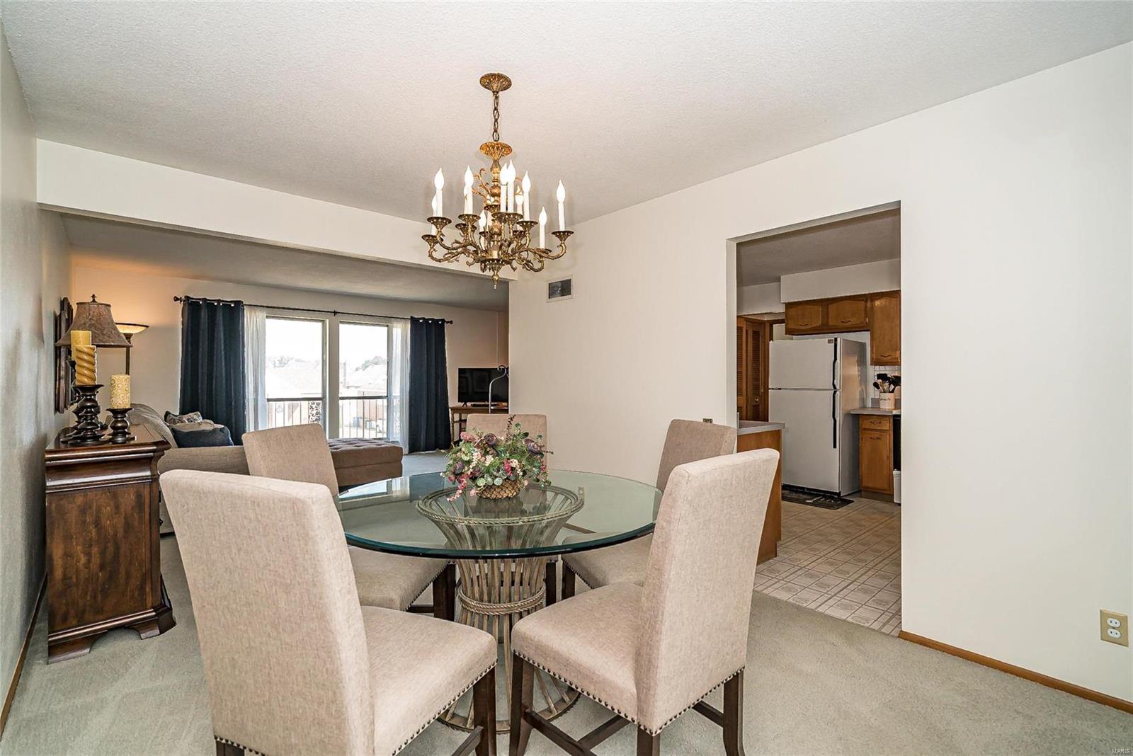 4712 Heege Road St. Louis, MO 63123 - Photo 10 of 40 Gallery Image 10
