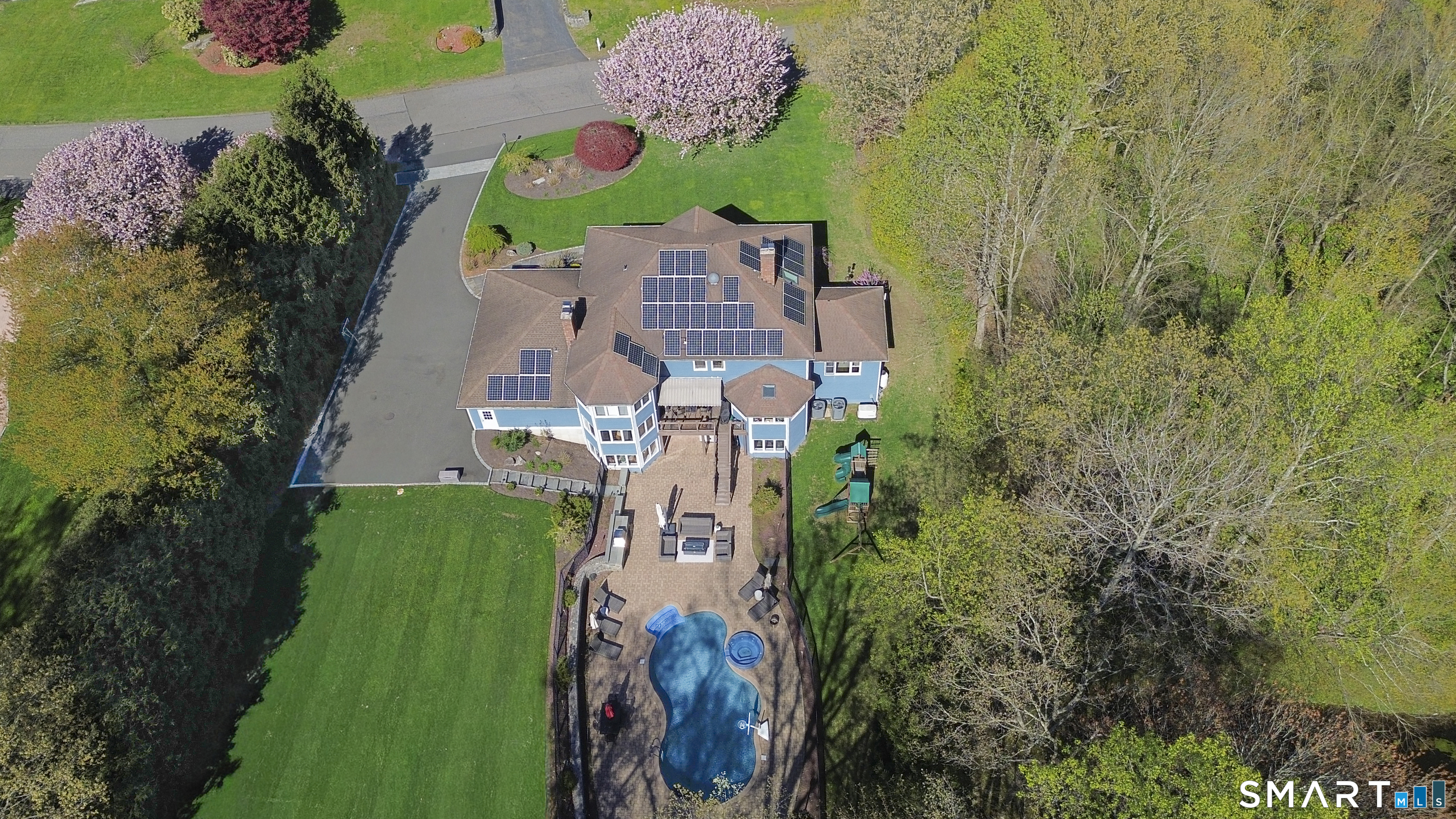 3 Crescent Lane Trumbull, CT 06611 - Photo 36 of 40