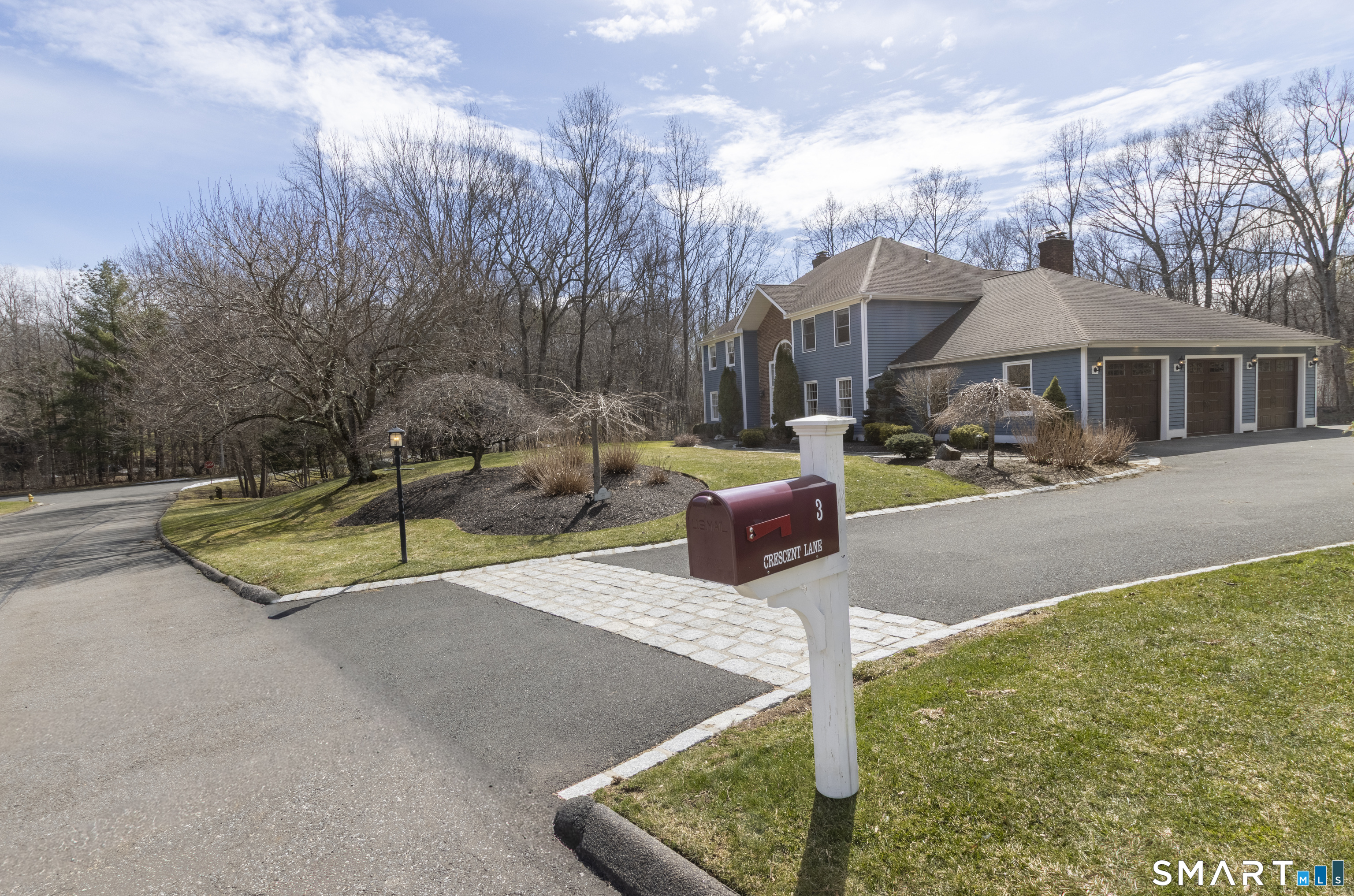 3 Crescent Lane Trumbull, CT 06611 - Photo 37 of 40