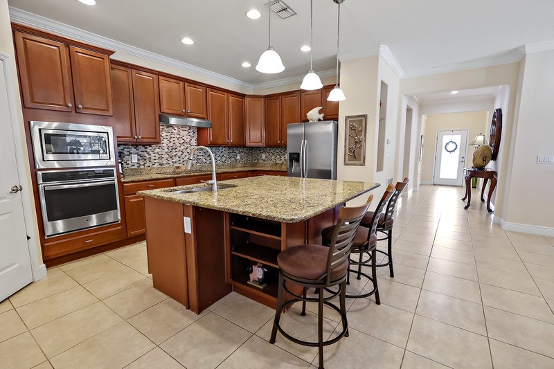 625 Gossamer Wing Way Sebastian, FL 32958 - Photo 7 of 30