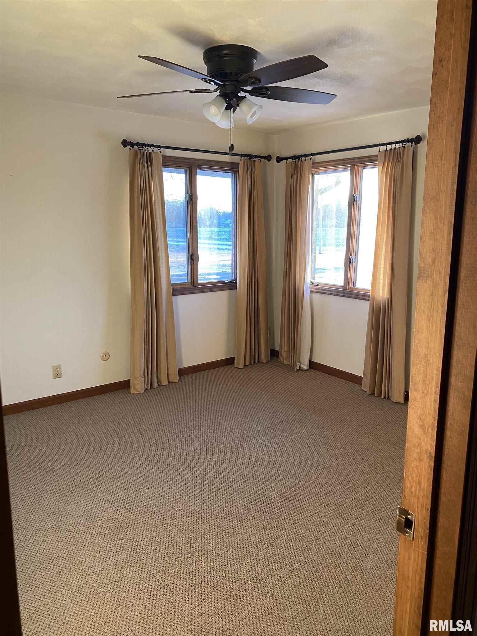 25633 North M&m Road Canton, IL 61520 - Photo 10 of 17