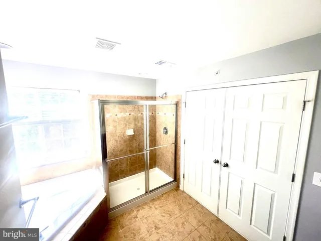 $2,900 | 21723 Indian Summer Terrace, Sterling, VA 20166