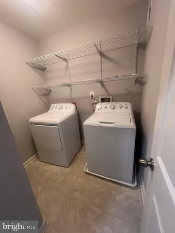 $2,900 | 21723 Indian Summer Terrace, Sterling, VA 20166