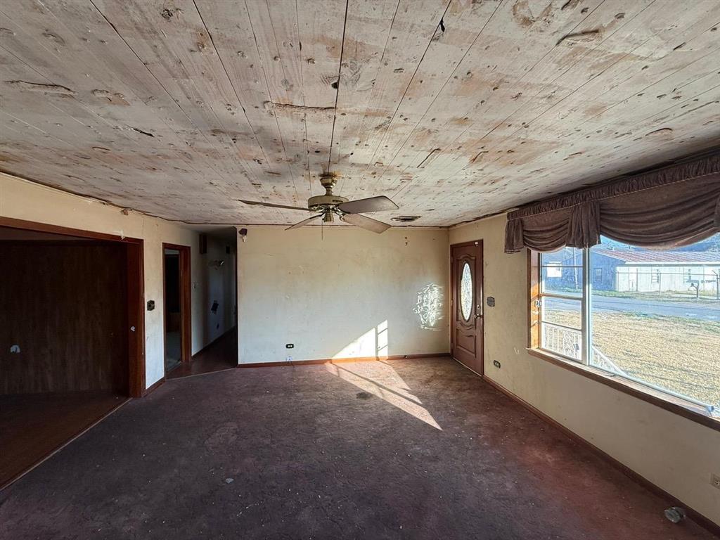 914 Howard Street Jennings, LA 70546 - Photo 9 of 32