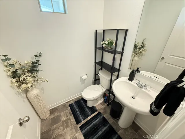 $3,950 | 4461 Hickory Court, Perris, CA 92571