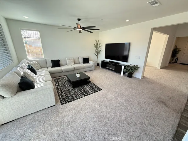 $3,950 | 4461 Hickory Court, Perris, CA 92571