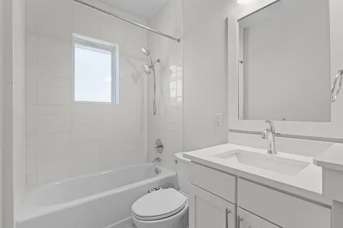 $525,000 | 2827 Manor Road, Unit 2201, Austin, TX 78722