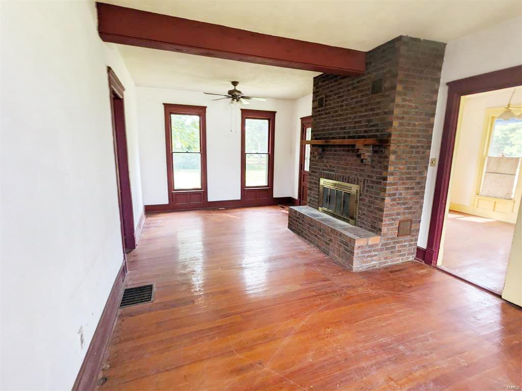 8742 D Road Waterloo, IL 62298 - Photo 10 of 22 Gallery Image 10