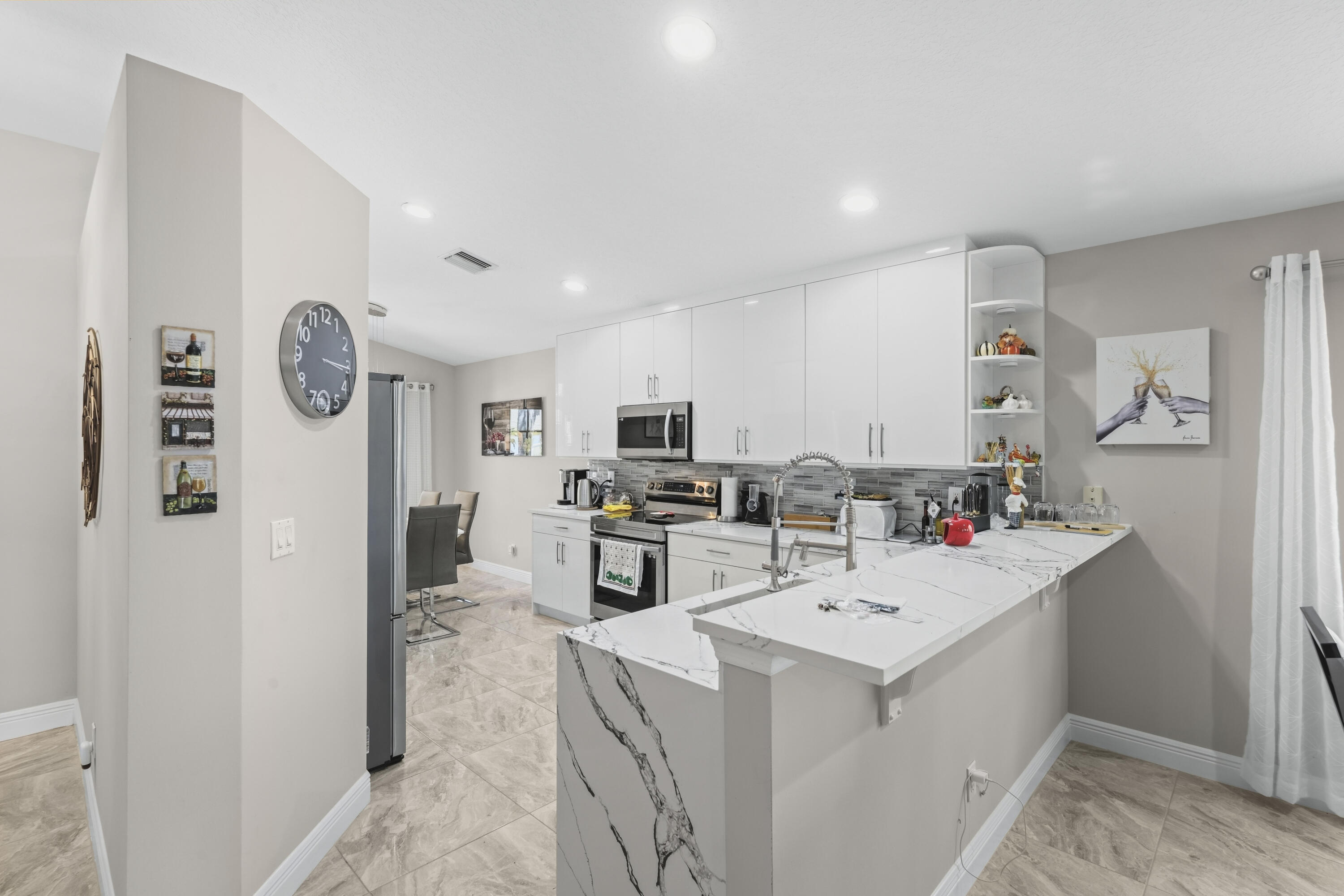12035 Roma Road Boynton Beach, FL 33437 - Photo 5 of 28 12035 Roma Road - 11.jpg-FULL