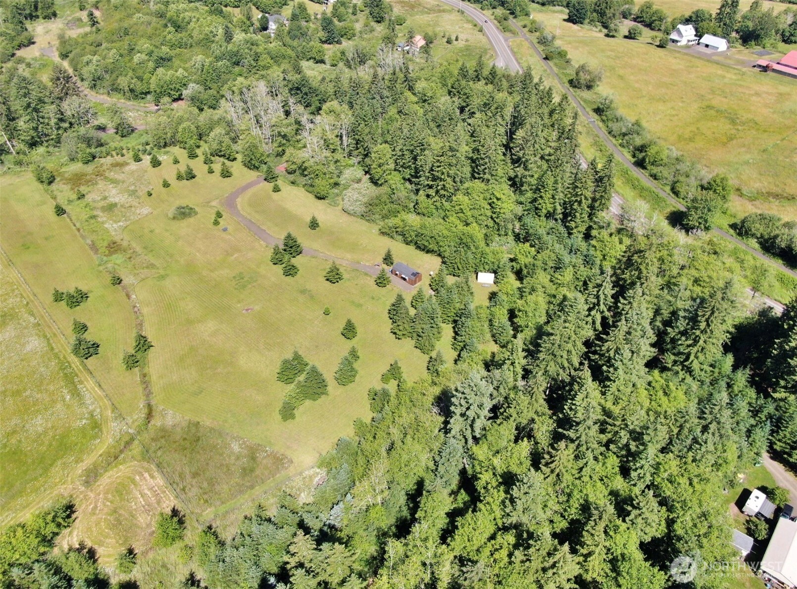 570 Elk Prairie Road Raymond, WA 98577 - Photo 9 of 39