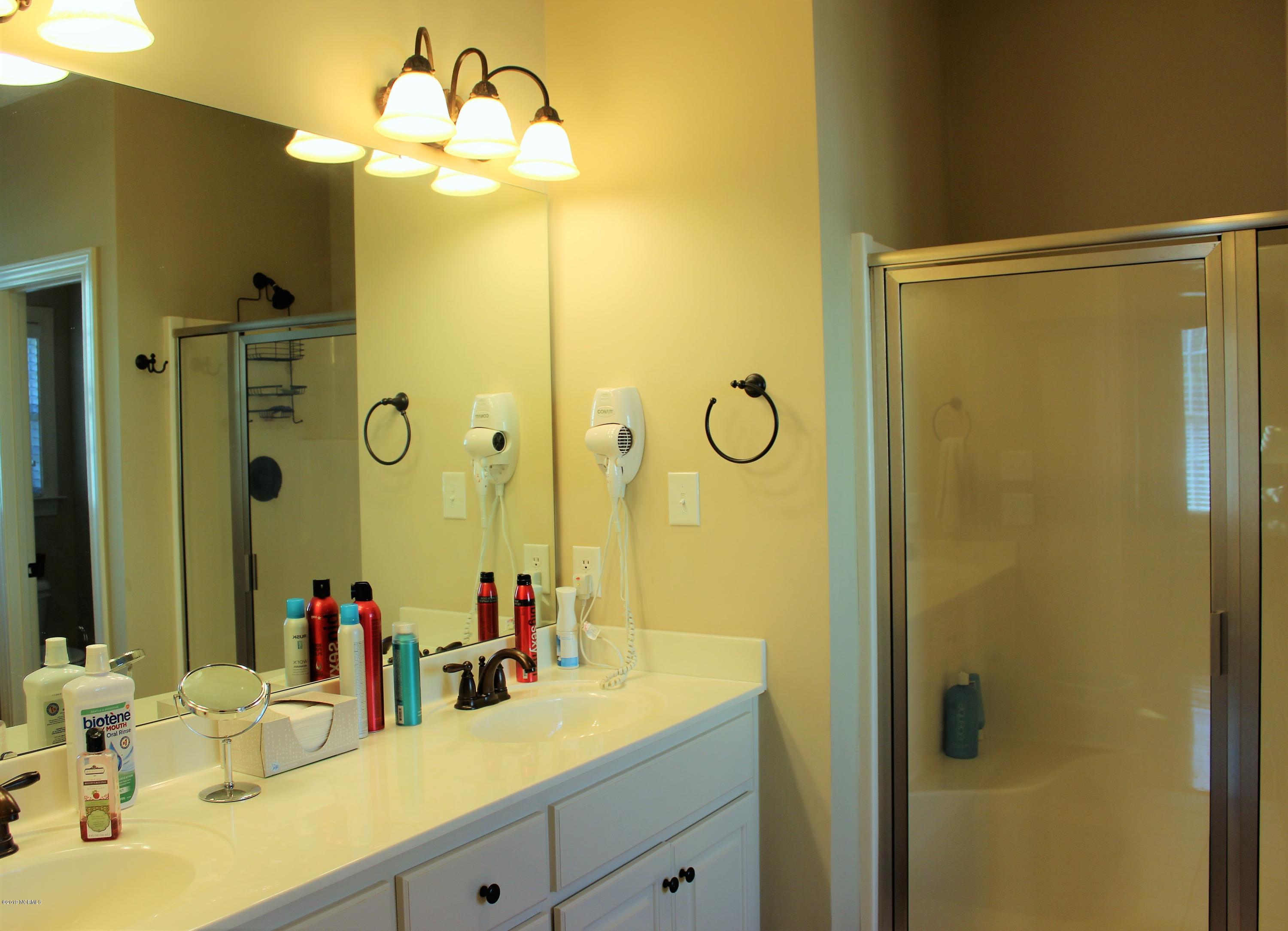 126 East Holly Ridge Road New Bern, NC 28562 - Photo 12 of 23 MASTER BATH