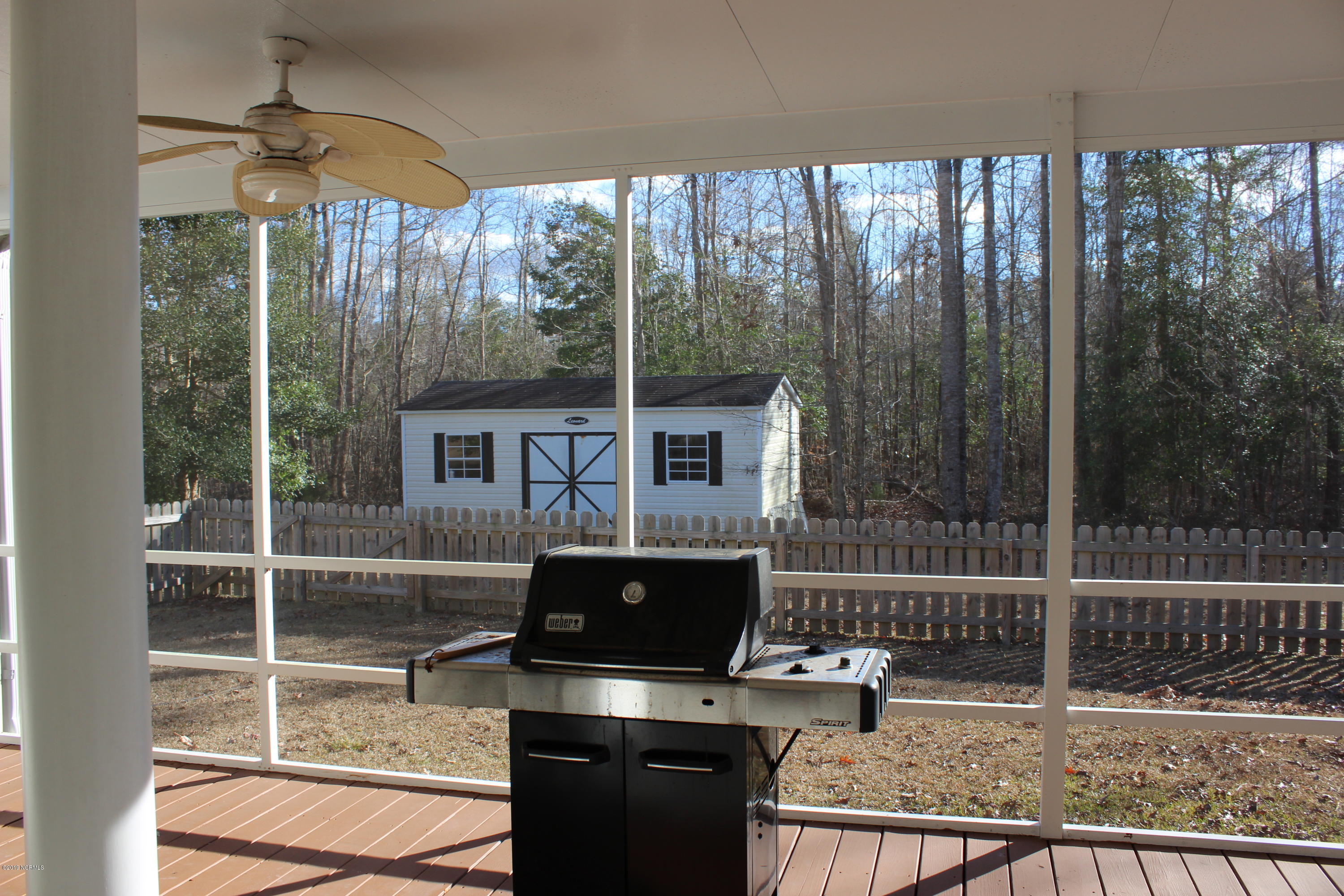 126 East Holly Ridge Road New Bern, NC 28562 - Photo 20 of 23 FENCED AREA