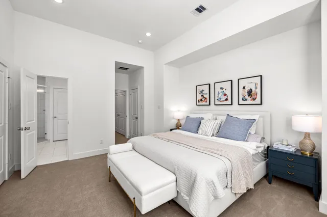 $2,250 | 1570 West Tidwell Road, Houston, TX 77091