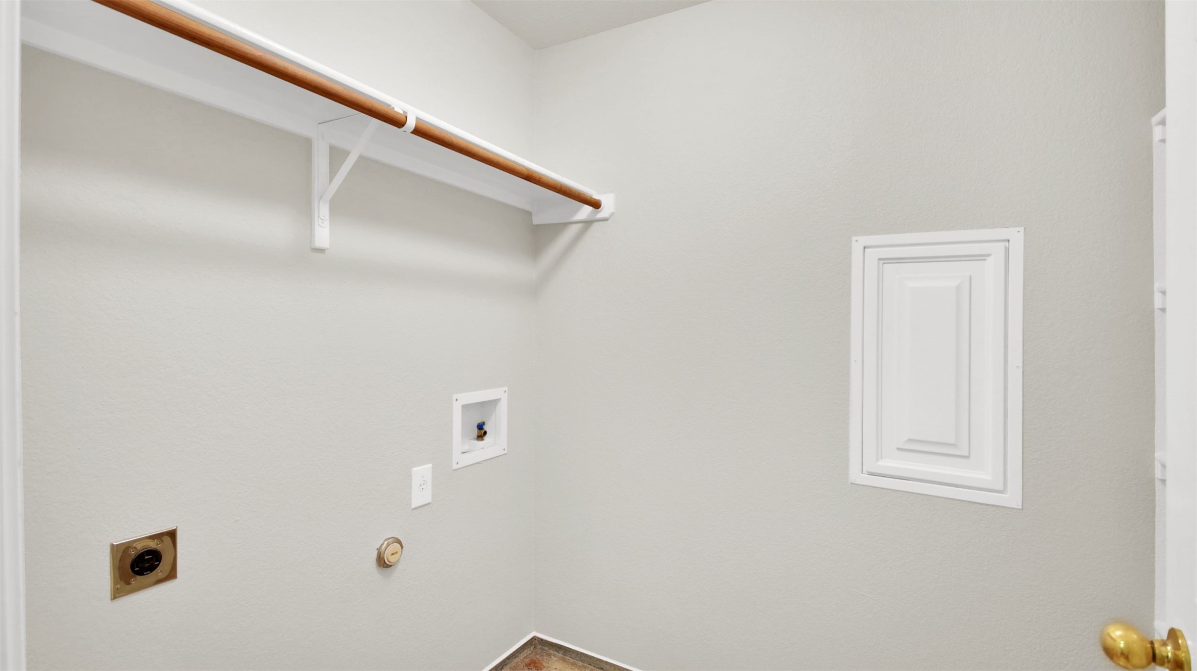 73 Verde Ranch Loop Leander, TX 78641 - Photo 23 of 29 a close up of a wall